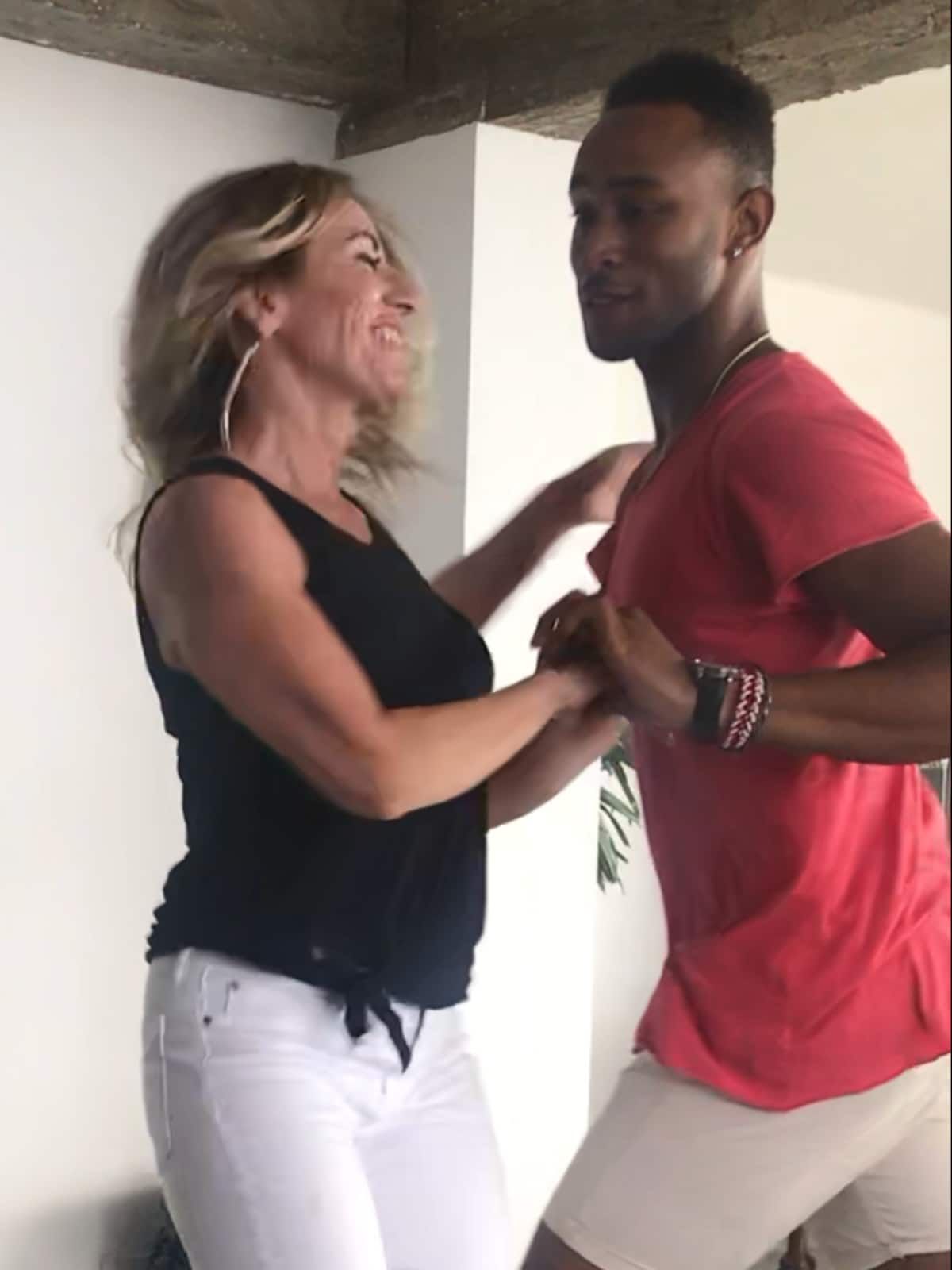 Salsa Safari : Cours de danse & Soirée à Casco Viejo