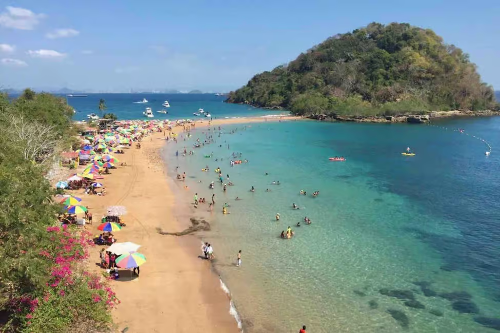 Excursión de un día a la Isla Taboga desde Ciudad de Panamá - Playa, Almuerzo y Tour - Photo 5